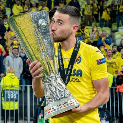 El Osasuna ficha a Moi Gómez por 1,8 millones de euros
