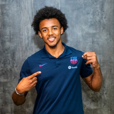 Principio de acuerdo con el Sevilla por Jules Koundé
