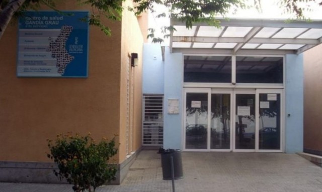 CSIF alerta del cierre del centro de salud del Grau de Gandia algunas noches por falta de médicos
