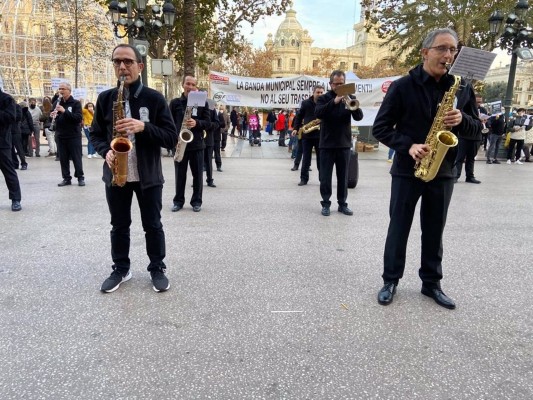 Sindicatos amenazan con nuevas protestas si no cambia la dirección en la Banda Municipal