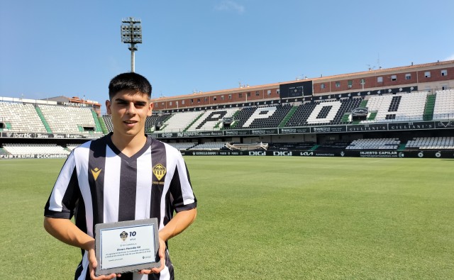 Un canterano albinegro a la conquista de América