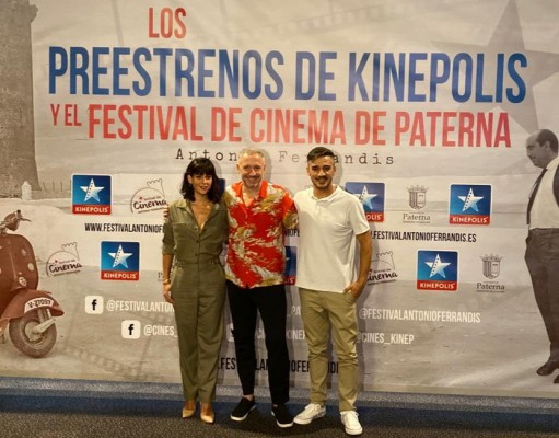 Nacho G. Velilla presenta en València 'Por los pelos', una comedia sobre turismo capilar