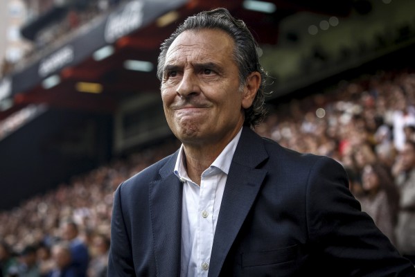 Prandelli decide no seguir ante la falta de fichajes y salidas 