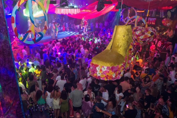 Las discotecas de España contarán con puntos violeta contra la violencia machista