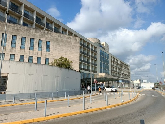 CSIF exige reforzar los consultorios de playas en la Ribera para reducir la saturación del hospital 
