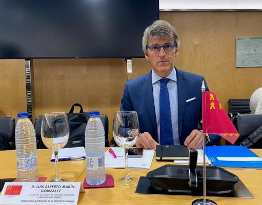 Marín se vuelve con las manos vacías del Consejo de Política Fiscal: 