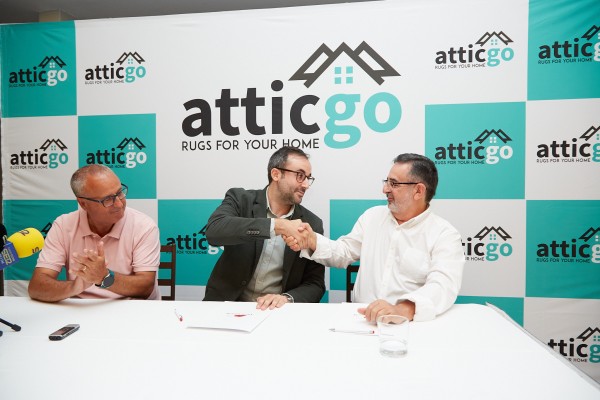 La firma crevillentina Universal XXI se convierte en patrocinadora principal del Balonmano Elche