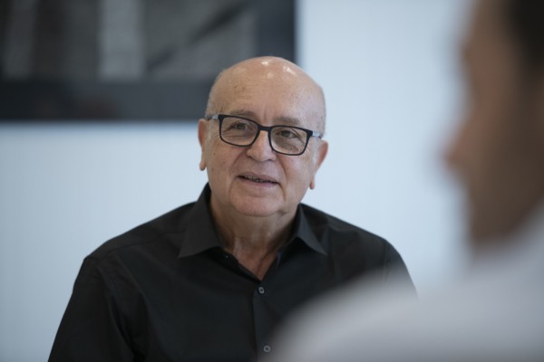 Vicent Martínez: 
