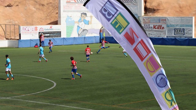 Benidorm sustituirá el césped artificial del campo de fútbol anexo al Guillermo Amor  