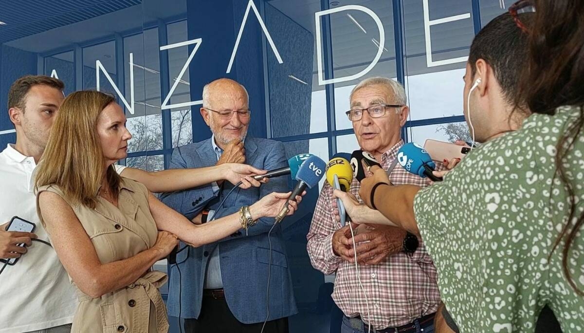 Ribó anuncia la adjudicataria del Tinglado 4 antes del proceso de concurrencia