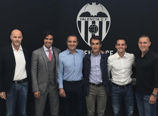 Pastorello aterriza en Valencia para negociar los finiquitos de Prandelli y sus ayudantes 