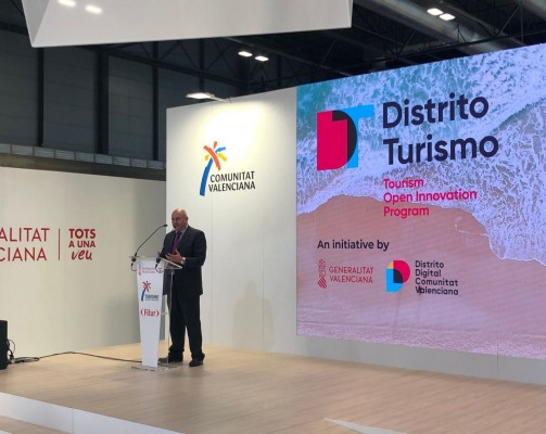 Aterrizan en Distrito Digital las 6 startups finalistas 
del reto de Innovación abierta de Turismo 

