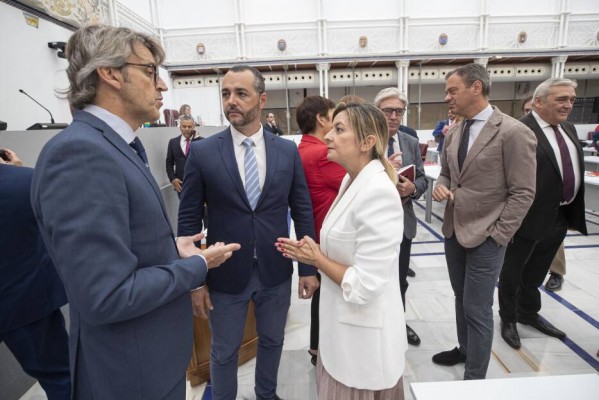 La Ley de Costas, el CEIS y las medidas contra la guerra marcan el último pleno antes de las vacaciones