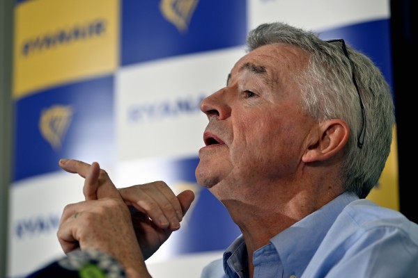 Ryanair sale de pérdidas y gana 170 millones de euros en su primer trimestre de 2022