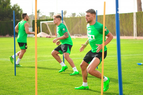 El Elche retoma los entrenamientos esta tarde