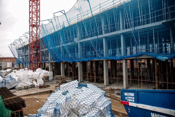 Las obras de construcción crecen un 5,6% en el primer semestre pese a la crisis de materias primas