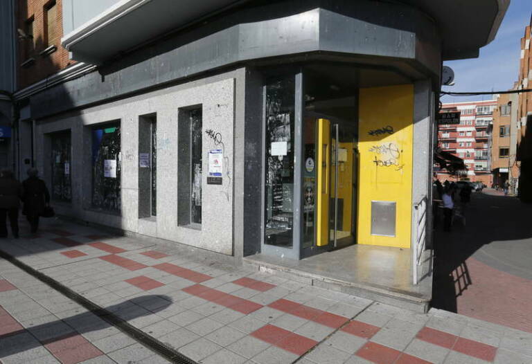 Seis de cada diez oficinas bancarias se han cerrado en España desde los máximos de 2008