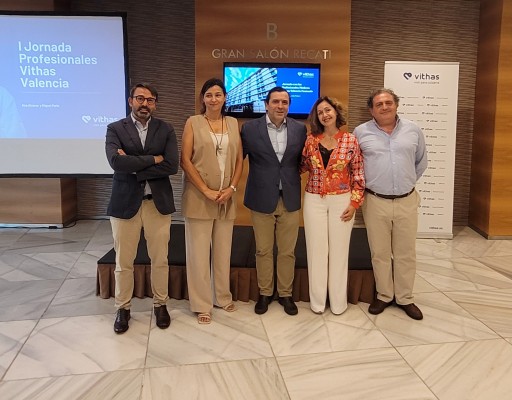 El Dr. Pedro Rico presenta el plan de inversiones del Vithas Valencia Consuelo a sus profesionales