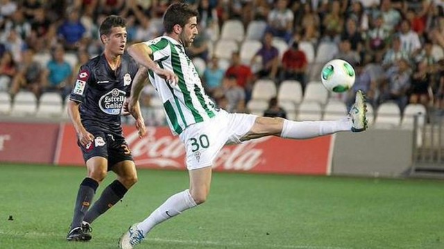 El Intercity apuntala la zaga con Rafa Gálvez