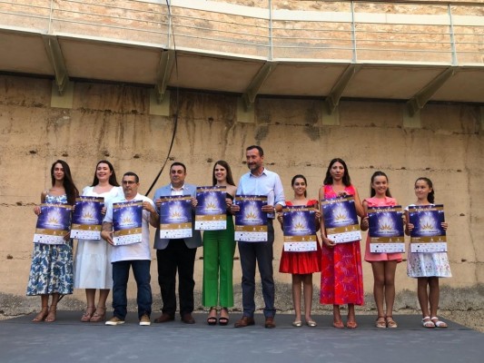 Vicente Javier Poveda hace doblete y también diseña el cartel de la Gestora de Festejos de Elche 