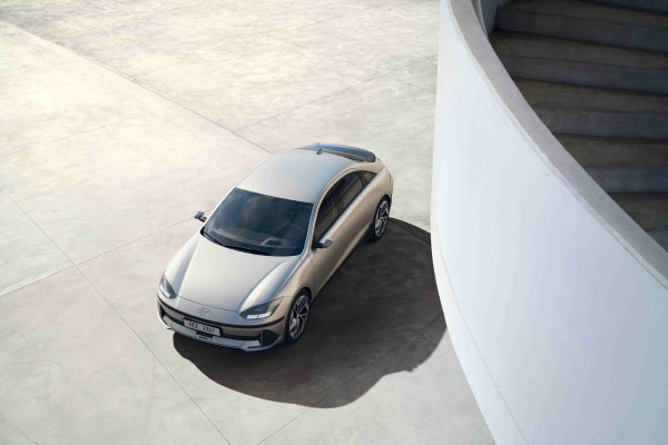Hyundai IONIQ 6 debuta con una amplia autonomía y un innovador espacio personal