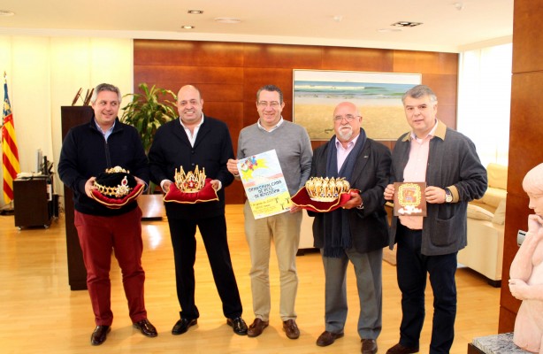 Policías reprueban que el comisario de Benidorm sea emisario de los Reyes Magos en plena alerta terrorista