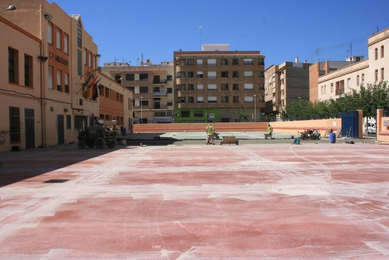 La covid y otras circunstancias retrasan los colegios Santa Quitèria y Embajador Beltrán de Almassora