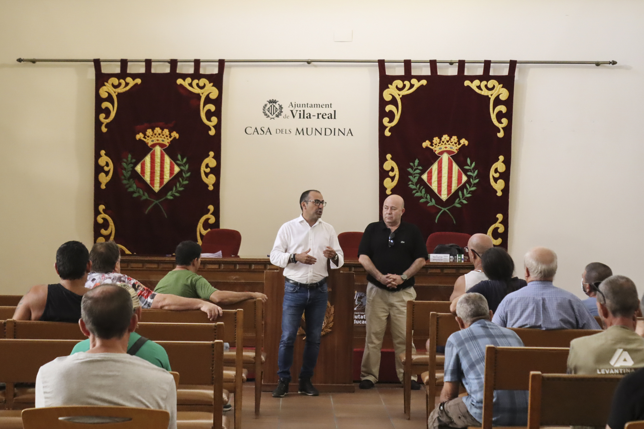 Vila-real incorpora a 29 trabajadores del paro agrario para reforzar la limpieza del Termet