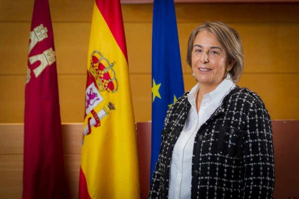 Dimite la directora general de Servicios Sociales de la Consejería de Política Social