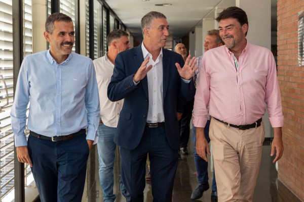 Alicante y la Cámara sopesan su traslado al edificio de Fundesem para crear otra escuela de negocios