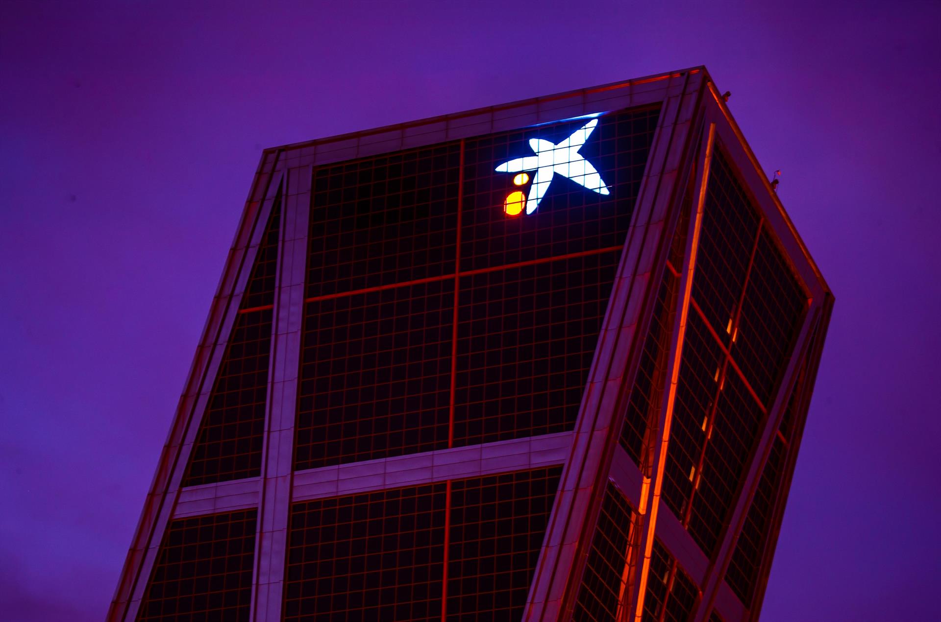 CaixaBank crea una dirección de riesgo climático con Stefan Rodia García-Petit al frente