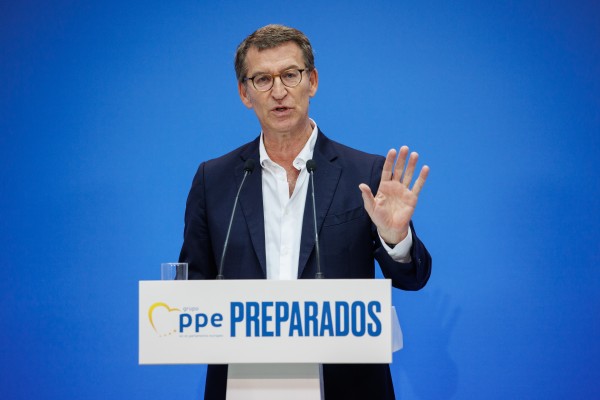 El CIS sitúa al PP en cabeza en intención de voto, con 1,9 puntos de ventaja sobre el PSOE