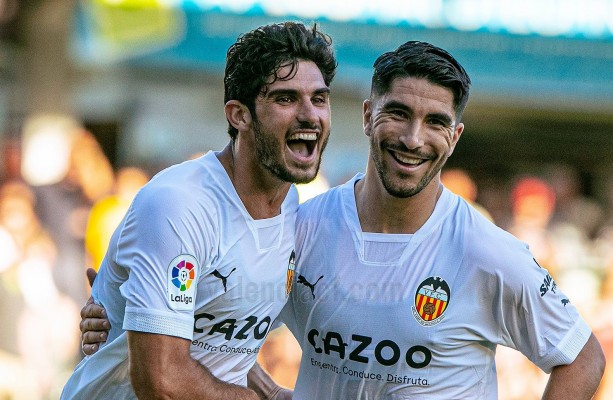 El Valencia arrolla al Dortmund en el estreno de Gattuso 