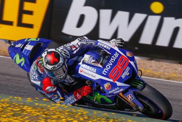 Lorenzo encabeza la sesión matinal de los entrenamientos en Cheste