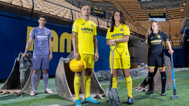 El Villarreal CF presenta la segunda y tercera equipación oficial Joma para la temporada 22/23

