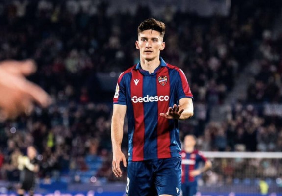 Se busca capitán