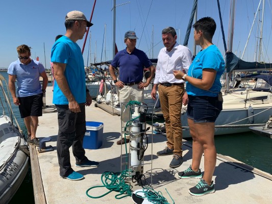 Cuatro boyas fijas monitorizarán el Mar Menor cada seis horas