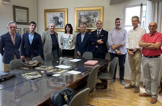 El catedrático Juan Manuel Corpa, presidente de la Unión de Entidades Españolas de Ciencia Animal