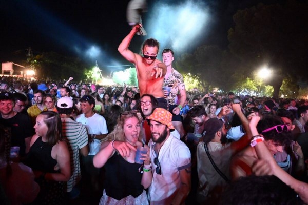 La Policía de la Generalitat intensifica su labor inspectora en los macroconciertos