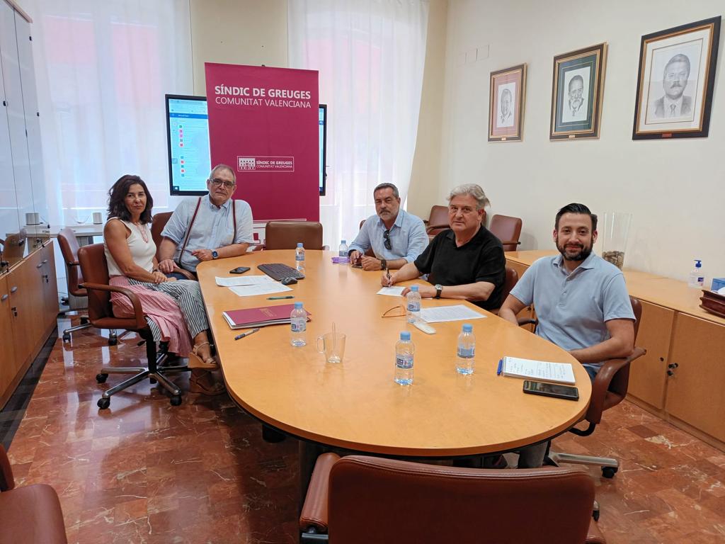 El Síndic de Greuges incorpora funcionarios a su RPT por primera vez para acabar con los 'enchufes'