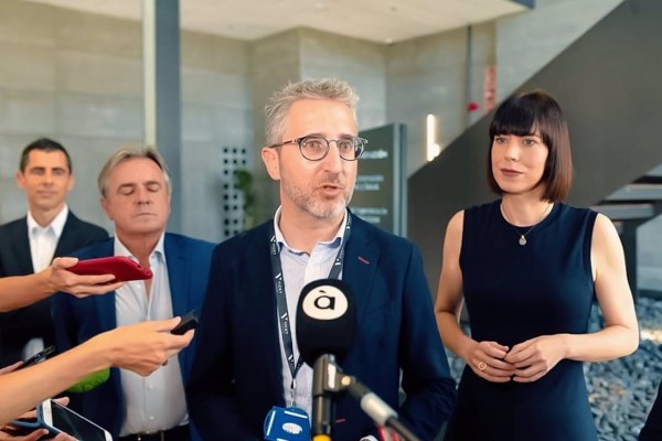 Más de 37.400 autónomos solicitan la ayuda de 300 euros de la Generalitat el primer día de plazo