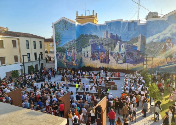 La renovación de la Plaza de Arriba pone la primera piedra para transformar el casco antiguo de Elda  