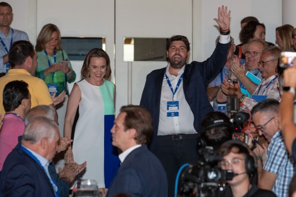 López Miras revalida su liderazgo: reelegido presidente del PP regional con el 97% de los votos