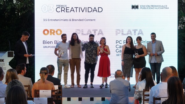 El XX aniversario de los Premios Alce reconoce el talento creativo de la provincia de Alicante