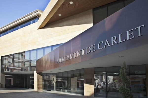 Carlet rehabilitará el teatro El Siglo por su valor en el patrimonio histórico de la Comunitat
