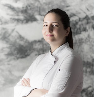 María Gómez (Magoga) y BeMyVega conquistan los premios Jóvenes Empresarios de Aje