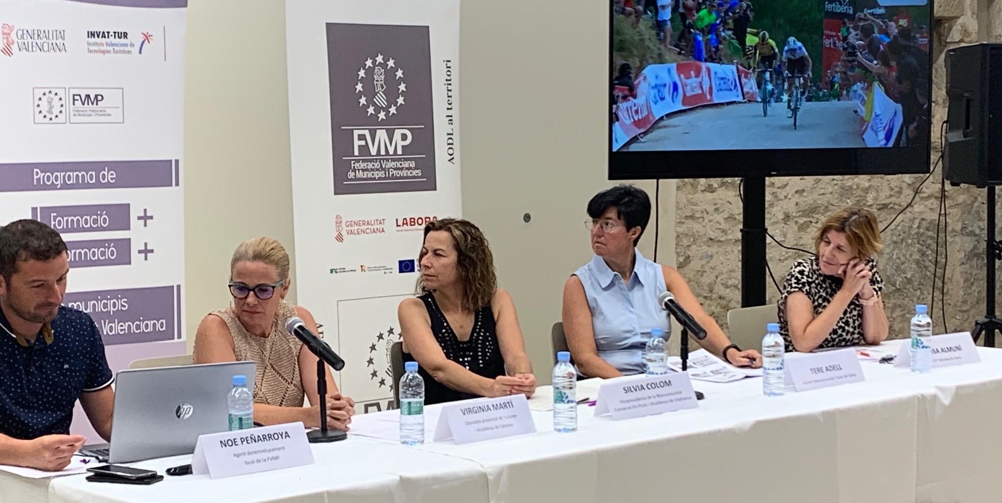 Martí presenta el plan de desarrollo local de Diputación con el turismo como estrategia