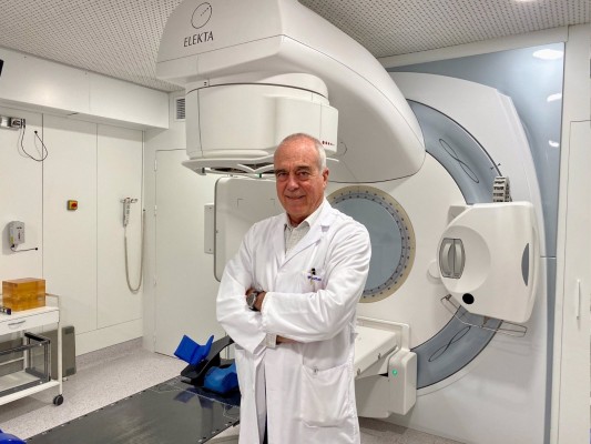 20 años de la curación del primer cáncer de pulmón con radiocirugía extracerebral en Vithas Valencia 