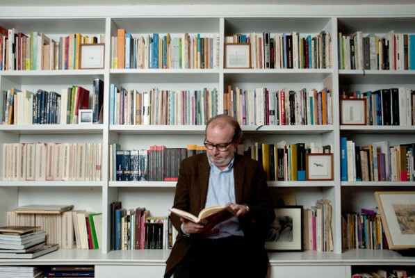 Manuel Borrás: “Los críticos literarios españoles están semi-amordazados”