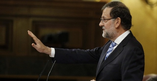 El Gobierno advierte a Mas, Forcadell y 19 cargos catalanes: si desobedecen al TC serán suspendidos